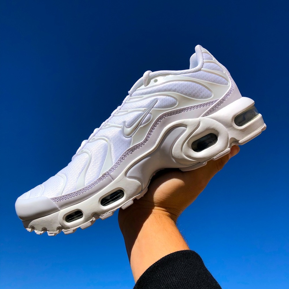 🆕 Nike Air Max Plus GS ‘White Metallic Silver’